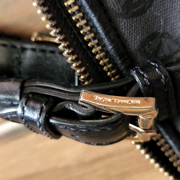 Michael Kors Briefcase - Picture 6 of 7